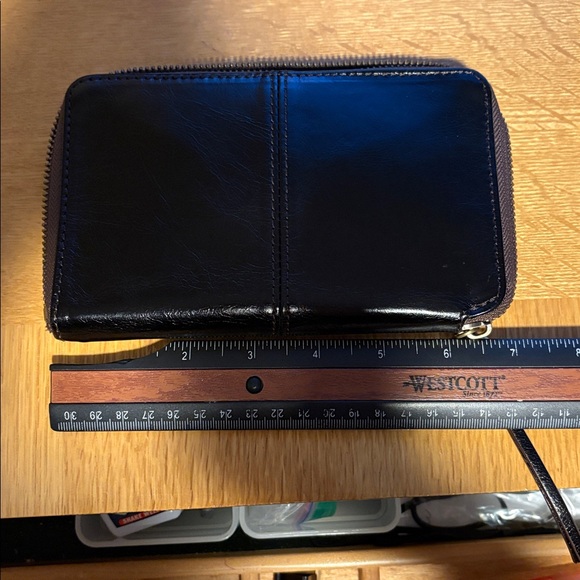 HOBO Rave Leather Wallet - Picture 7 of 8